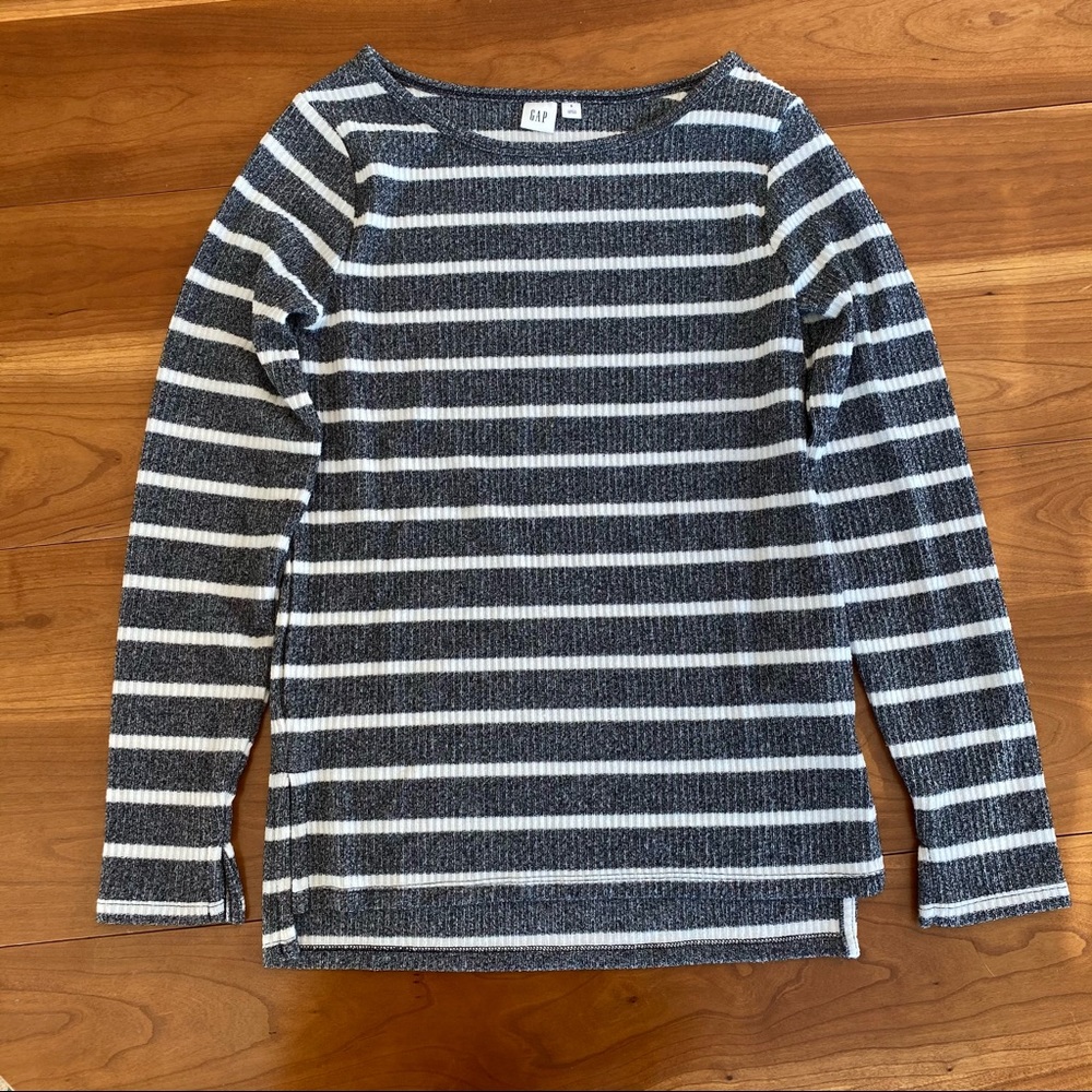 Gap Long Sleeved Shirt